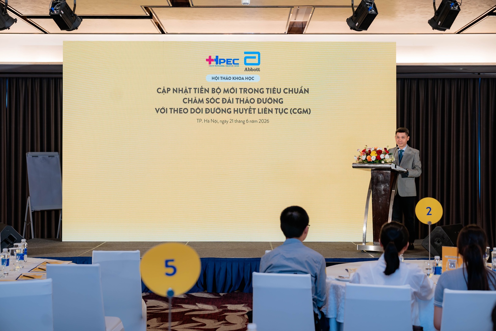 Tiêu chuẩn iCGM cho dữ liệu chính xác và đảm bảo an toàn trong chăm sóc đái tháo đường.