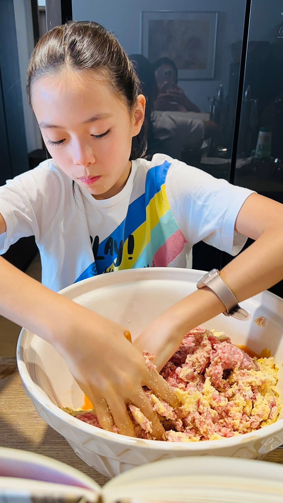 Nữ ca sĩ cá tính và doanh nhân Thụy Điển: Dung hòa khác biệt để hạnh phúc, dạy con tự lập kiểu phương Tây nhưng vẫn giữ nếp sống Việt