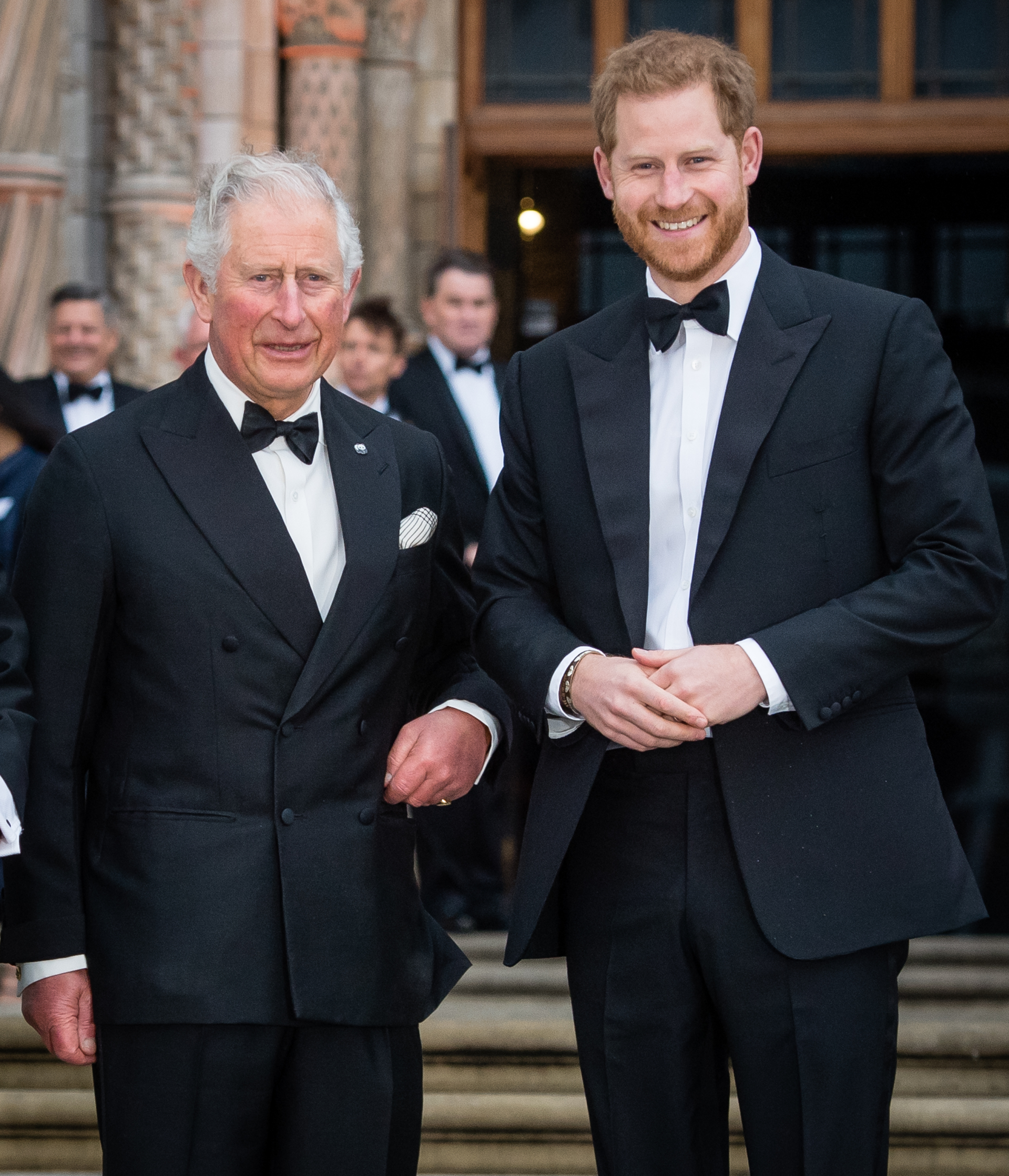 Con của Harry và Meghan sắp về Anh, nhưng vì sao cuộc đoàn tụ với con Thân vương William gần như không thể xảy ra?