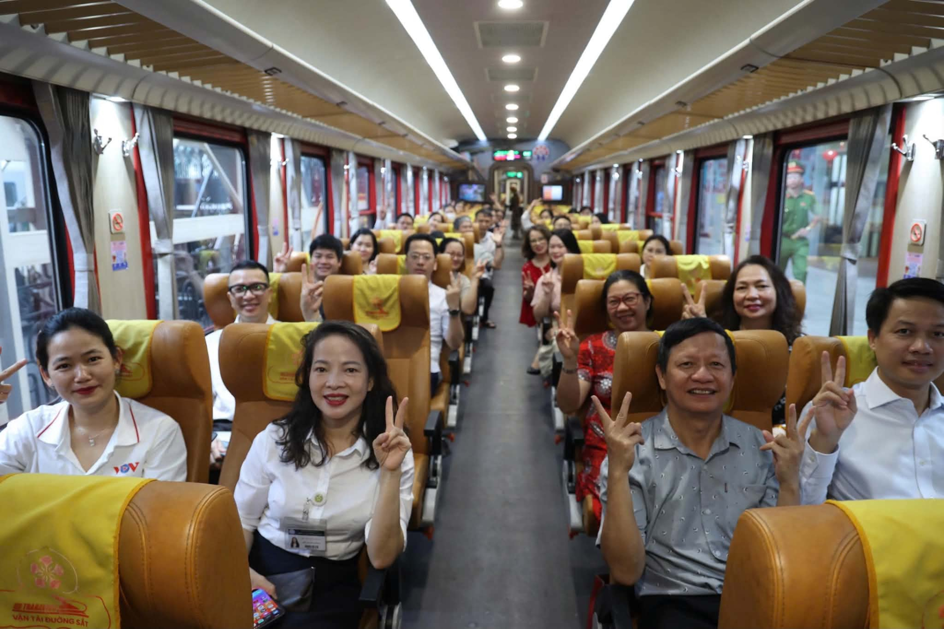 Đoàn tàu Bạch Mai: Những chuyến tàu mang theo khát vọng đưa y tế chất lượng cao đến gần người dân