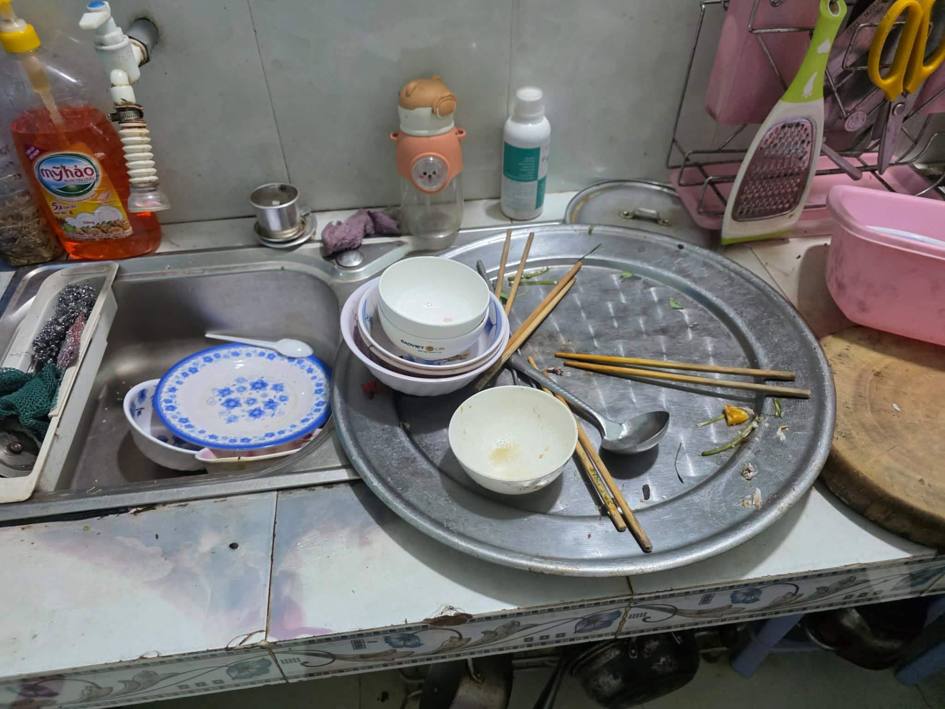 Mâm bát drama dậy sóng cõi mạng: 