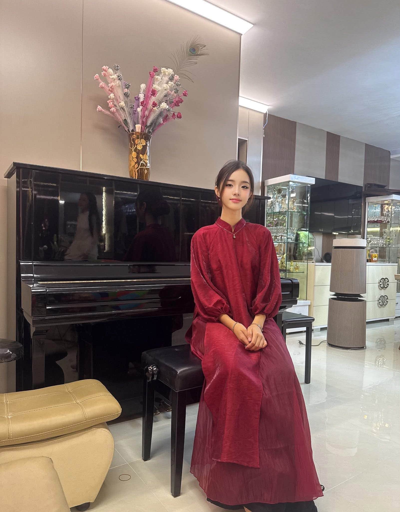 Hoàng Thiên Nga
