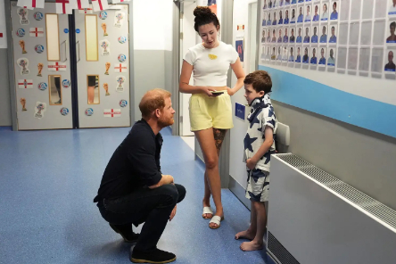 Meghan Markle sẽ không tháp tùng Vương tử Harry tại sự kiện đếm ngược Invictus Games 2027 ở Anh