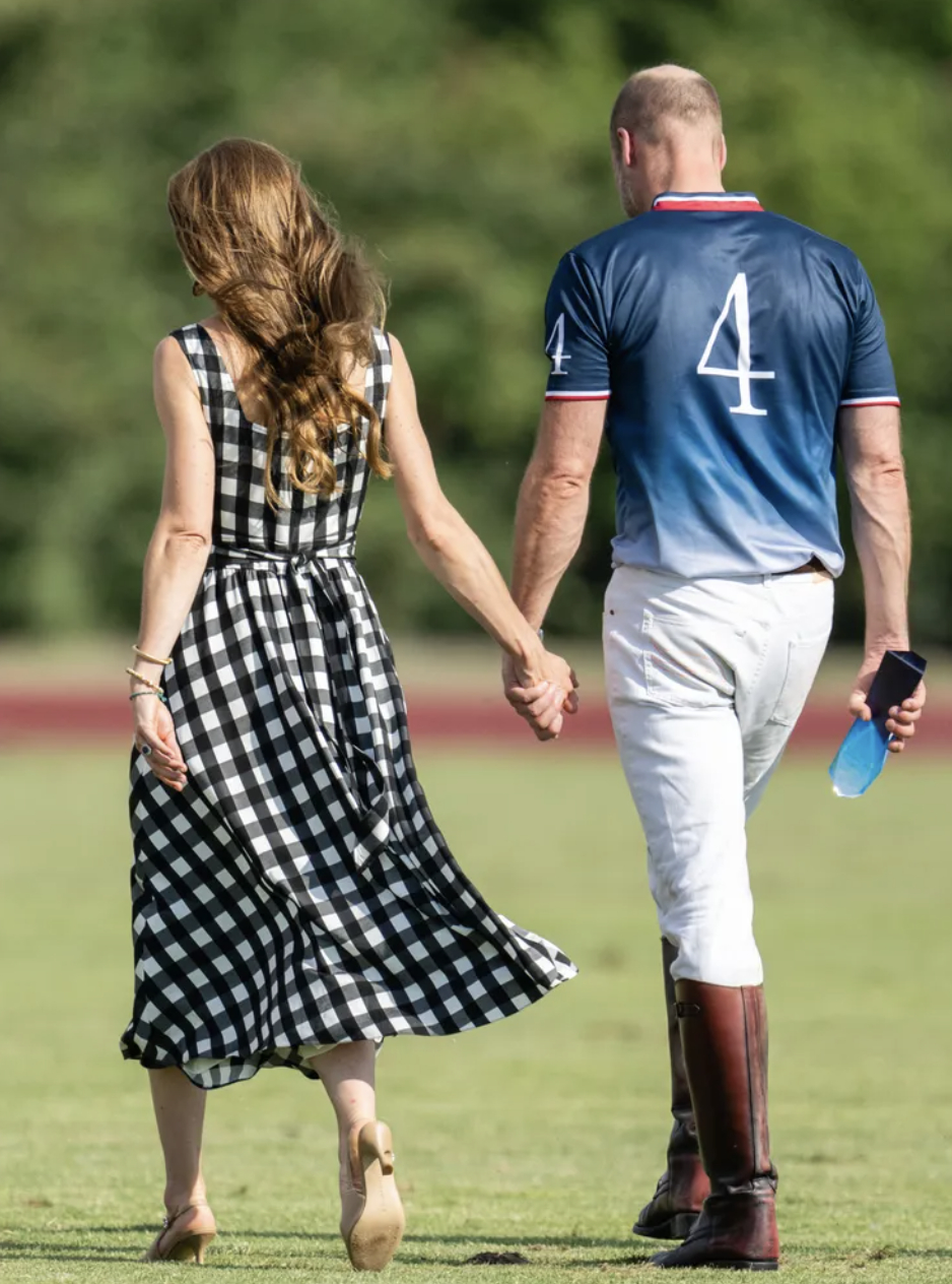 Vợ chồng Kate-William trông hạnh phúc thế!