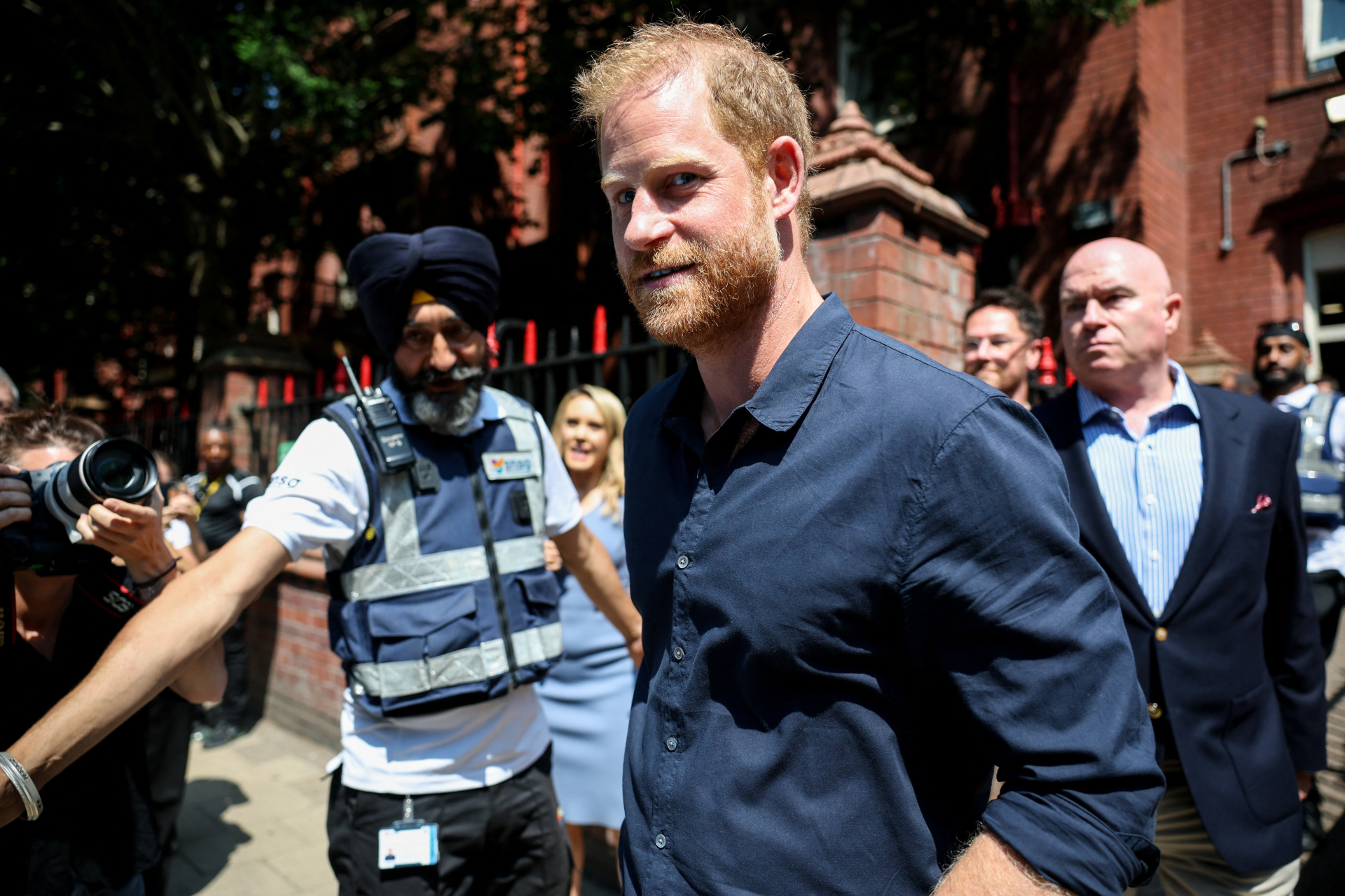 Cuộc đoàn tụ của Meghan Markle với bố chồng