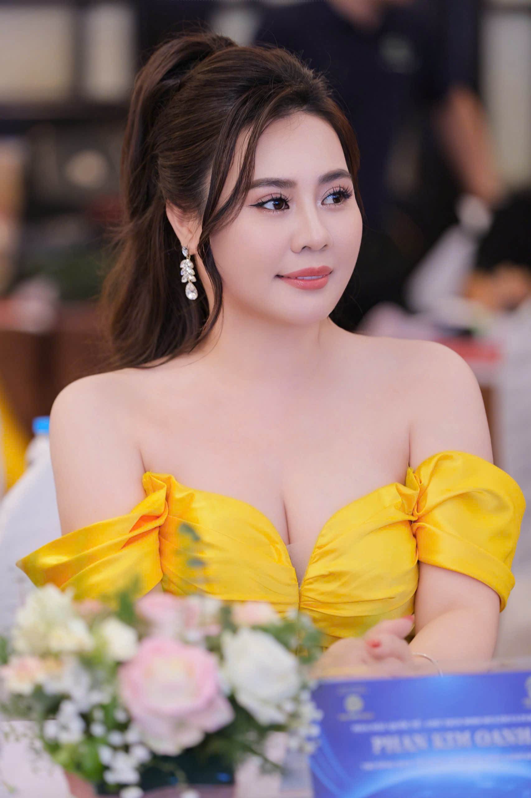 Hoa hậu Phan Kim Oanh bật khóc sau ba năm xây dựng Miss Multicultural World: “Mọi sự hy sinh đều xứng đáng”