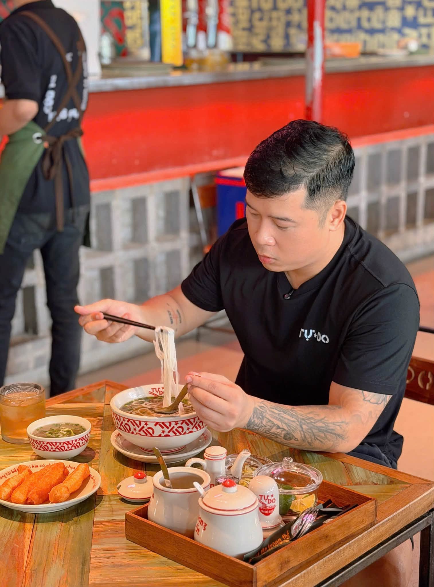 Chuỗi Tự Do