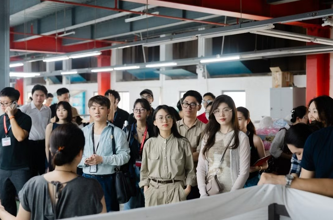Liên kết nhà trường – doanh nghiệp ngày càng cần được thúc đẩy nhằm gắn đào tạo với thực tiễn thị trường lao động.