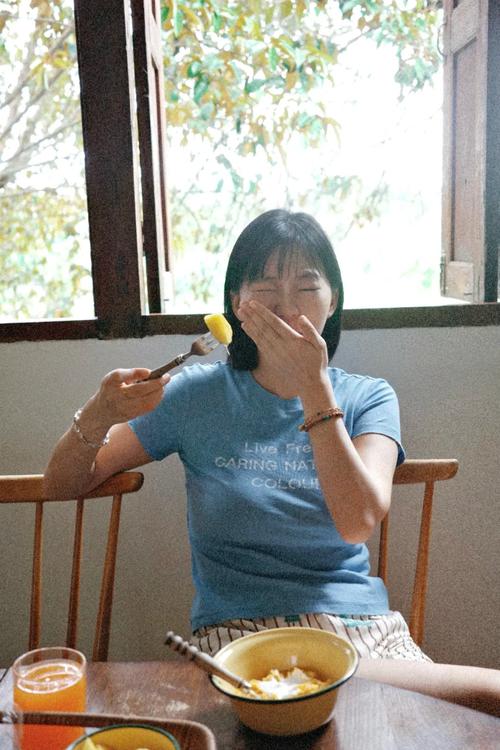 4 kiểu phụ nữ càng lớn tuổi càng sống sung túc, nhẹ đầu và ít phải nhờ cậy người khác