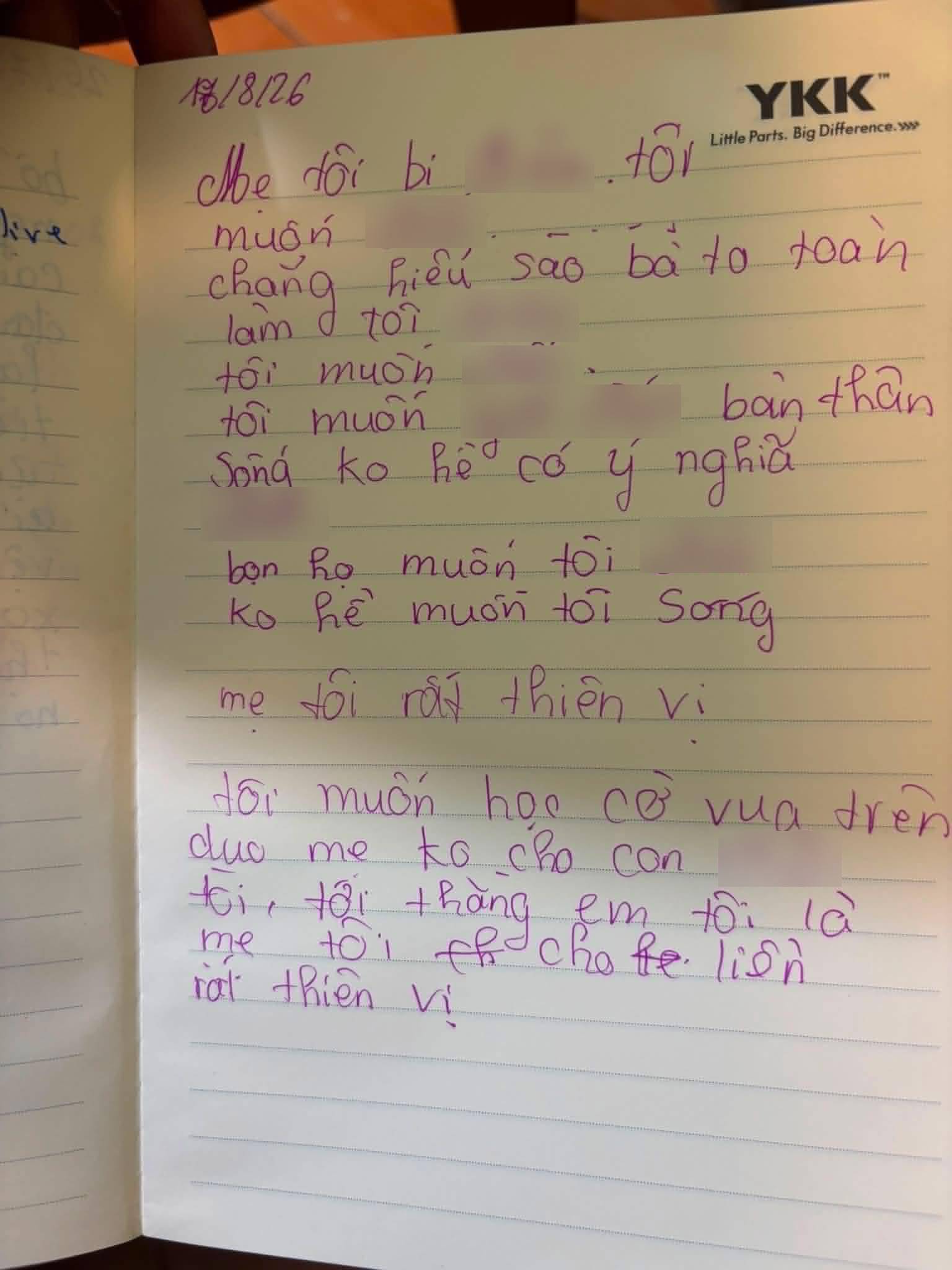 Giữa nét chữ trẻ con là những tâm sự u tối đến nghẹt thở