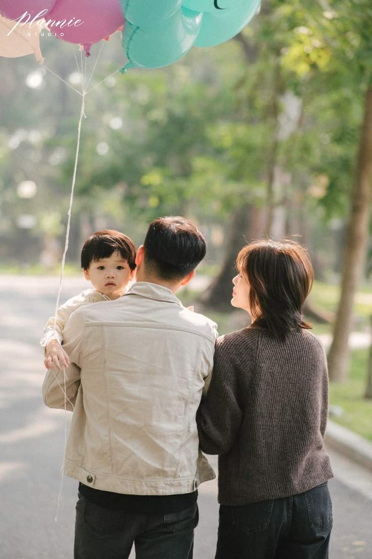 5 dấu hiệu này xuất hiên, bố mẹ nên cẩn trọng vì có thể con đang ngày càng xa cách gia đình