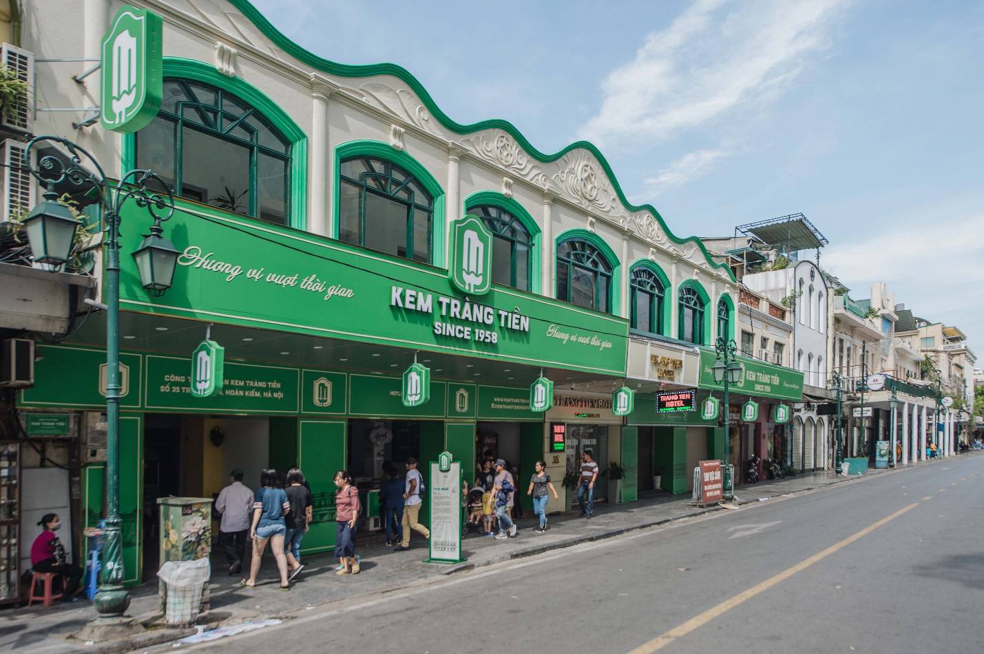 Kem Tràng Tiền khép lại một kỷ niệm của người Hà Nội: Sau gần 70 năm, địa chỉ huyền thoại chính thức nói lời tạm biệt