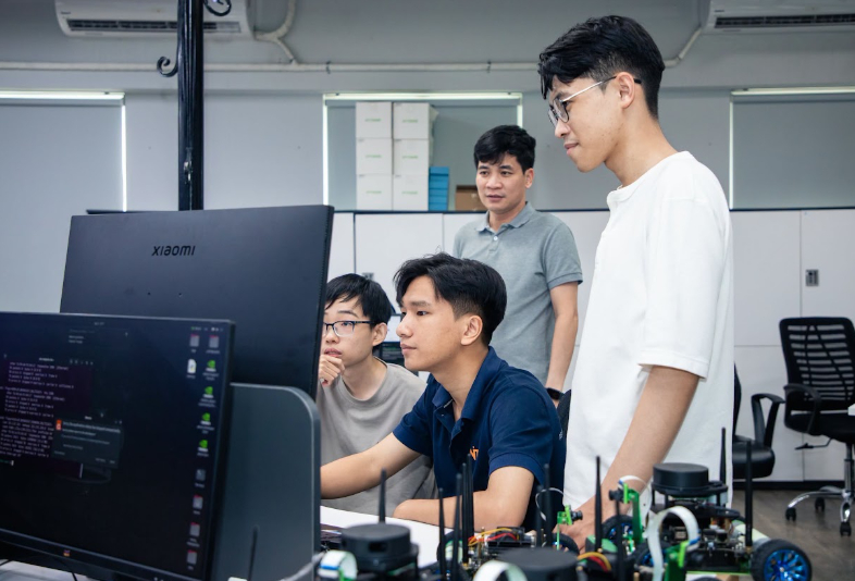 Nhóm sinh viên FPTU có nghiên cứu được đăng tải trên tạp chí Information Sciences (Elsevier, Q1)