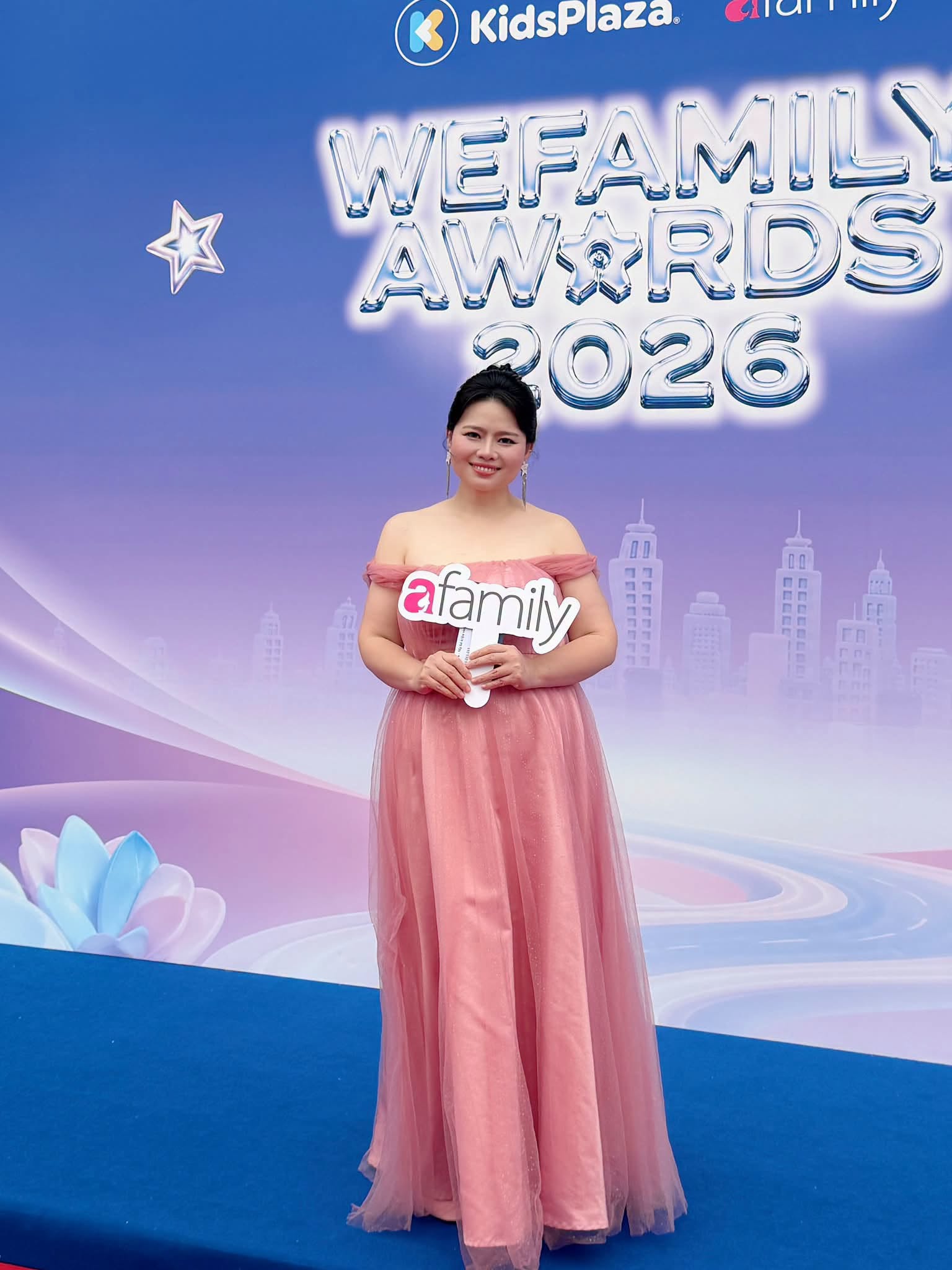 Hotmom Kiều Lan Anh