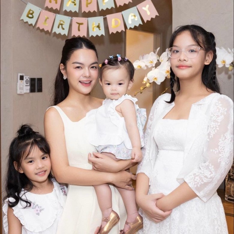 Ngoài tiếng Anh, đây là ngoại ngữ loạt sao Việt Lý Hải, Phạm Quỳnh Anh, Đan Trường, Mỹ Lệ, Thanh Thảo đều lựa chọn cho con, có gì đặc biệt?