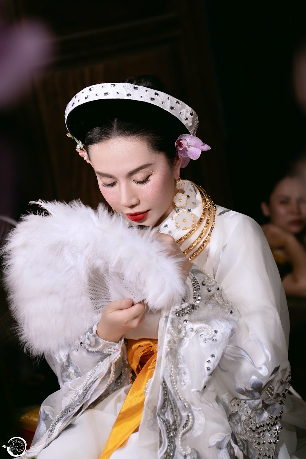 Hồng Nhung cảm ơn khán giả, thính giả và người thân đã luôn thấu hiểu, đồng hành. Ảnh: NVCC