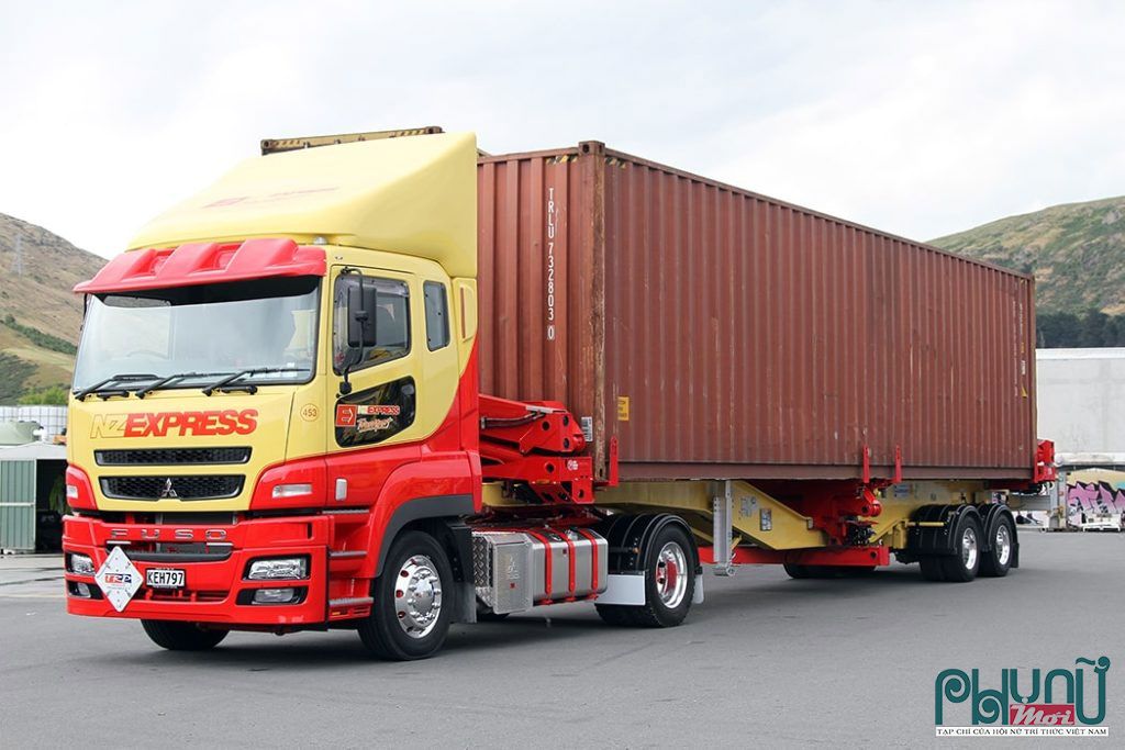 Lái xe tải, xe container