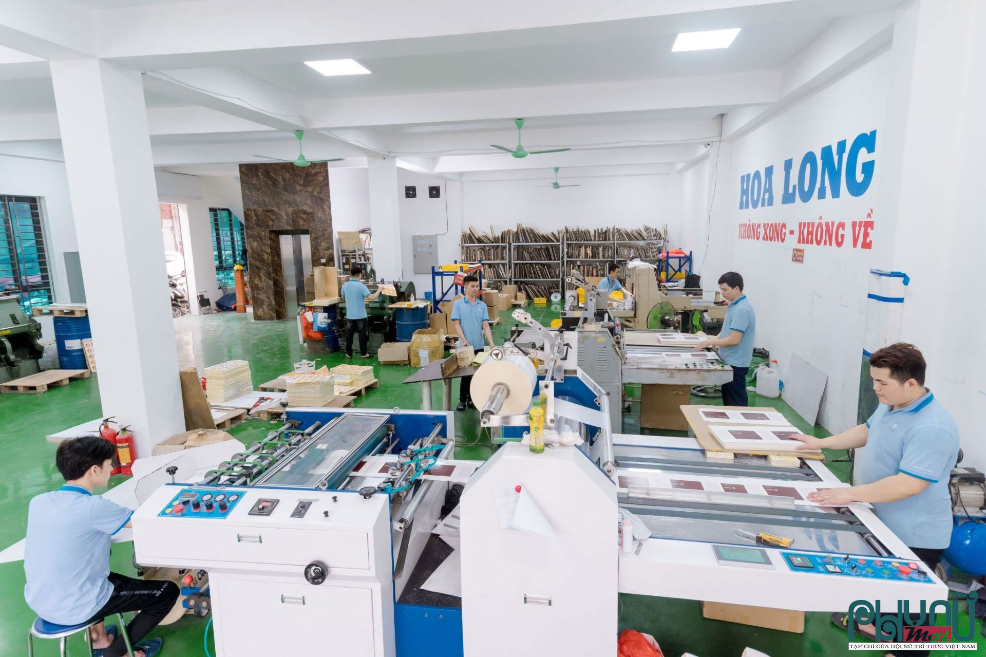 Xưởng in hộp giấy trực tiếp tại công ty In Hoa Long