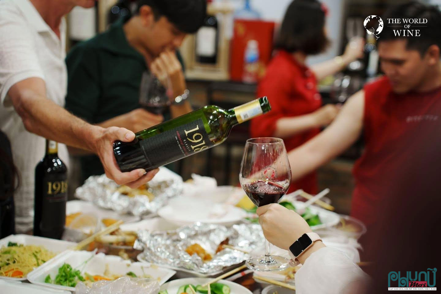 Bạn có thể khai vị với 1918 Classic Sauvignon Blanc và dùng 1918 Classic Cabernet Sauvignon để nhập tiệc
