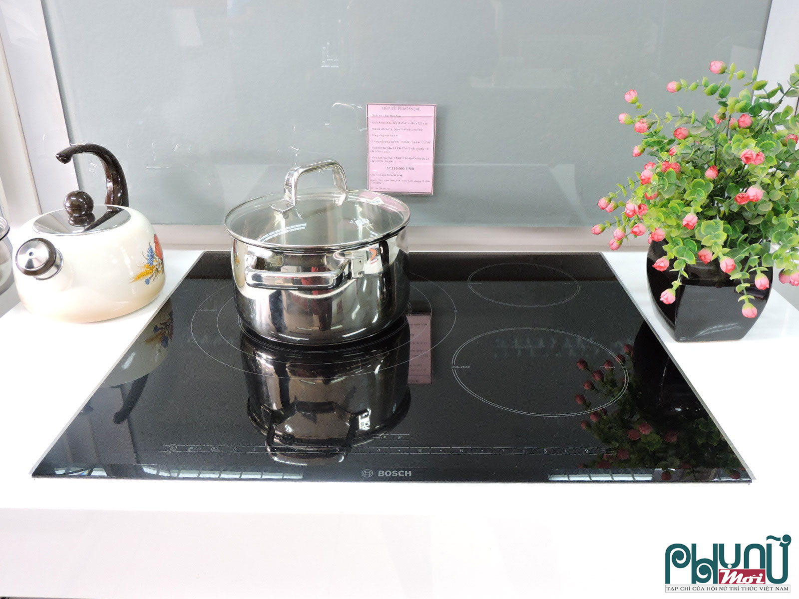 Bán Lẻ Tại Kho liên tục mở rộng hệ thống showroom tại nhiều khu vực như TP.HCM, Hải Phòng, Nha Trang và Đồng Nai