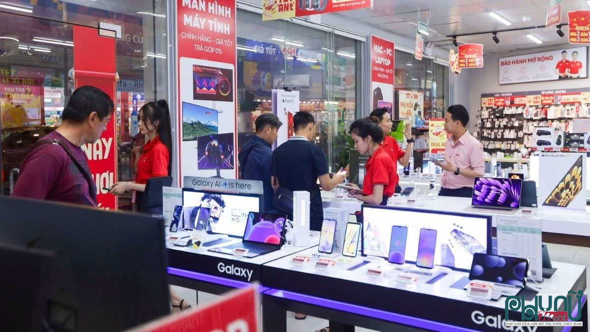 Mua Z Flip 8 tại CellphoneS với nhiều ưu đãi