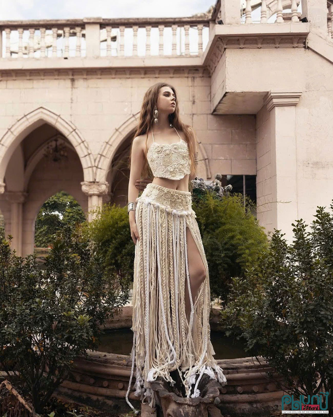 Việt Nam BADBISS trong bộ ảnh đặc biệt của Vogue China cùng nữ diễn viên Châu Đông Vũ