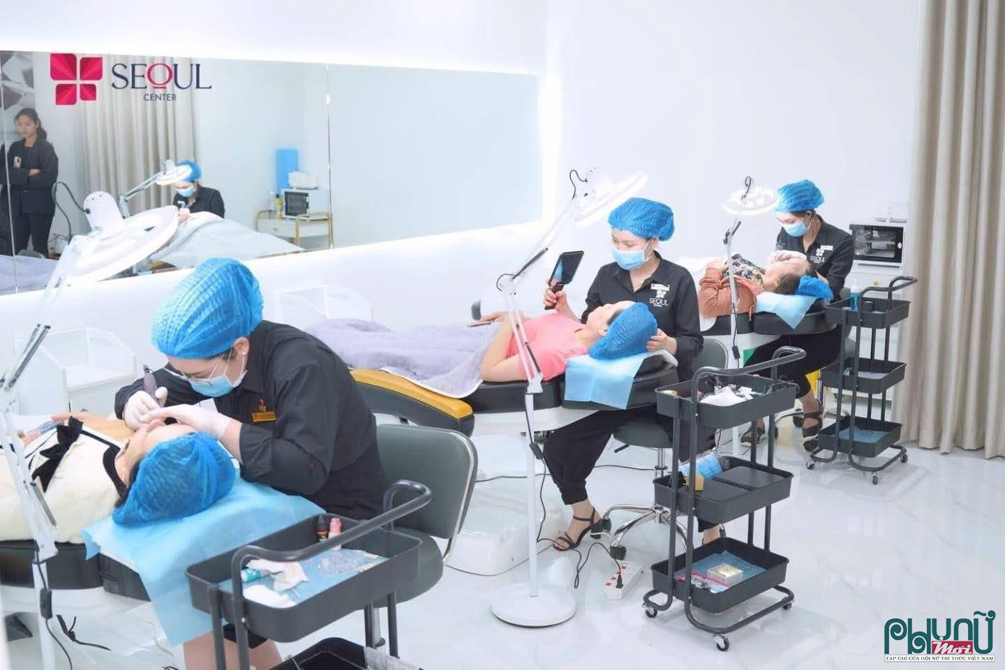 Đội ngũ kỹ thuật viên có trình độ chuyên môn cao, dày dặn kinh nghiệm trực tiếp thực hiện