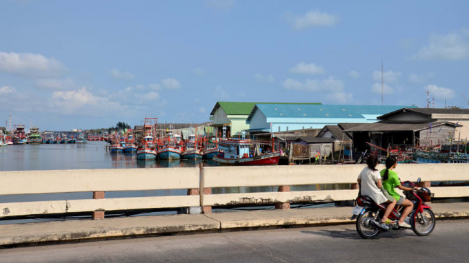 Tuyến HSR nối 3 sân bay sẽ có ga cuối ở U-Tapao tinh Rayong, một tỉnh làm nghề đánh cá ở đông bắc Thái Lan