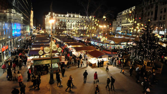 Những chợ Giáng Sinh nổi tiếng nhất thế giới