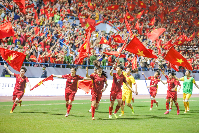 Trên sân Cẩm Phả (Quảng Ninh) tối 21-5, đánh bại Thái Lan 1-0 ở trận chung kết để lên ngôi vô địch SEA Games 31, tuyển nữ Việt Nam khẳng định vị thế 