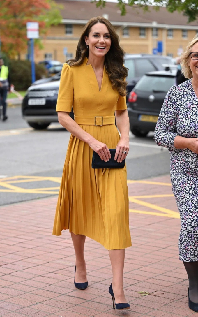 Kate Middleton diện bộ váy của hãng Karen Millen năm 2022. Ảnh: WireImage.
