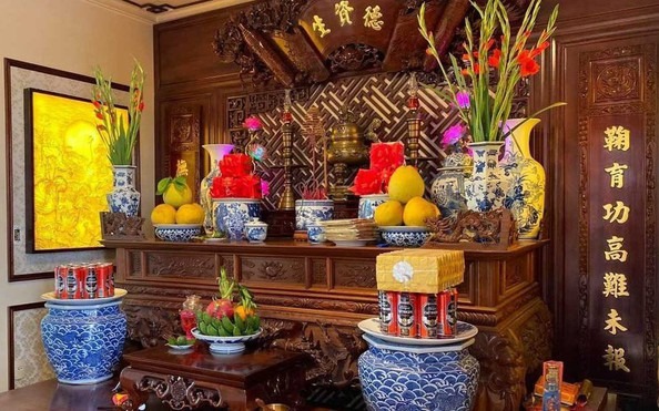 Thắp hương liên tục nhưng mãi không linh, chuyên gia giải thích 5 lý do