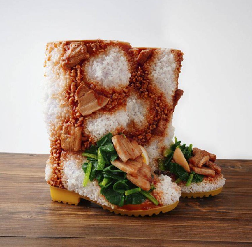 Mỗi đôi boots mất 2 tháng mới hoàn thành