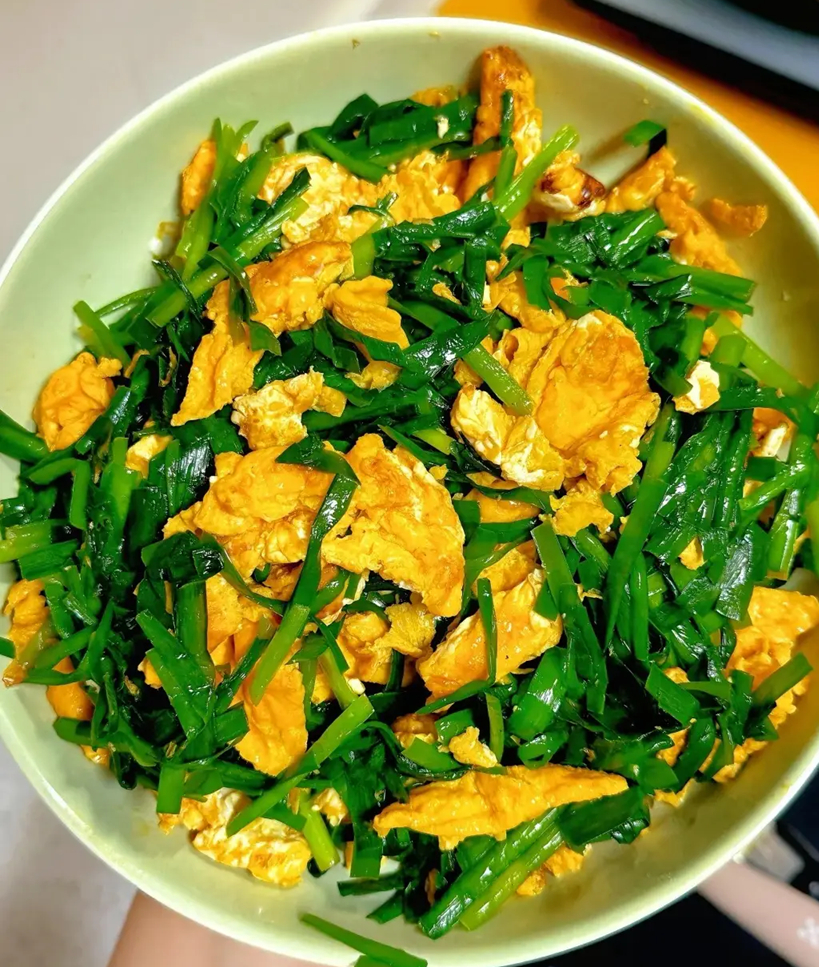 Đừng chỉ ăn trứng luộc, trứng rán nữa, kết hợp với nguyên liệu này nam bổ thận, nữ bổ huyết, người già, trẻ em bổ dạ dày