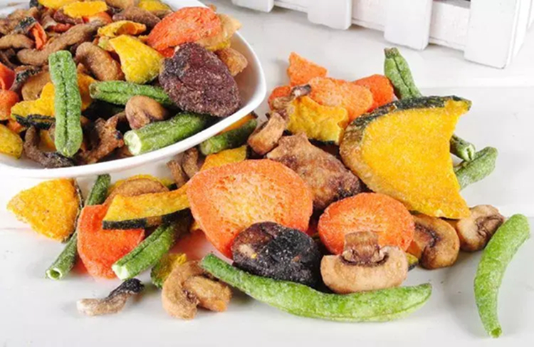 Ngày càng nhiều người tử vong vì biến chứng bệnh tiểu đường, bác sĩ cảnh báo: Thà nhịn đói còn hơn ăn 6 đồ ăn vặt này