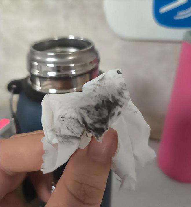 Khuyên thật: 3 loại cốc giữ nhiệt bị đưa vào 