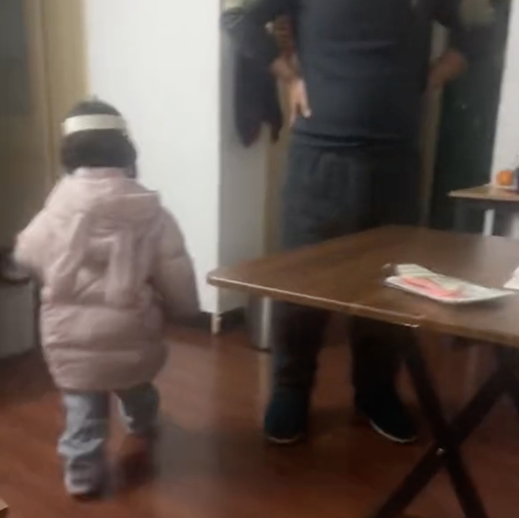 Nhiều người cho rằng nguồn cơn đến từ sự thiên vị trong gia đình này (Ảnh chụp màn hình)