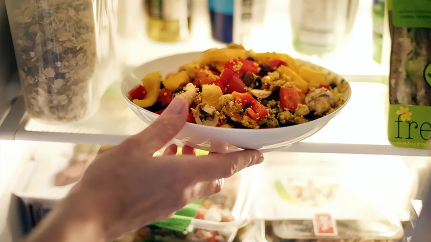 Đa số đồ ăn để qua đêm vẫn có thể ăn, nhưng có 2 loại thà đổ đi còn hơn “tự giết mình”