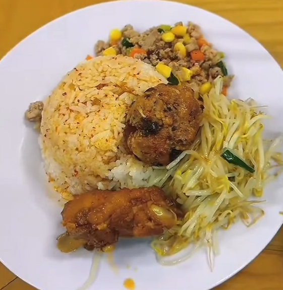 Hình ảnh suất ăn 40k (Ảnh chụp màn hình)