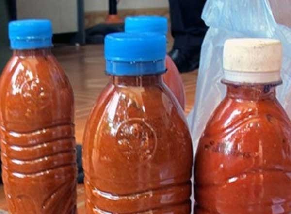 Nói thẳng: Gặp 3 loại tương ớt này ở chợ thì quay xe ngay kẻo 