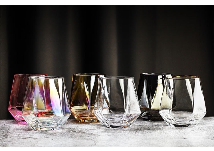 5 thứ tuyệt đối không nên cho vào máy rửa bát: Mỗi lần bấm nút là một lần tự gây hại