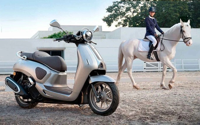 Honda ra mắt xe tay ga mới, ngoại hình nhiều điểm giống Vespa 