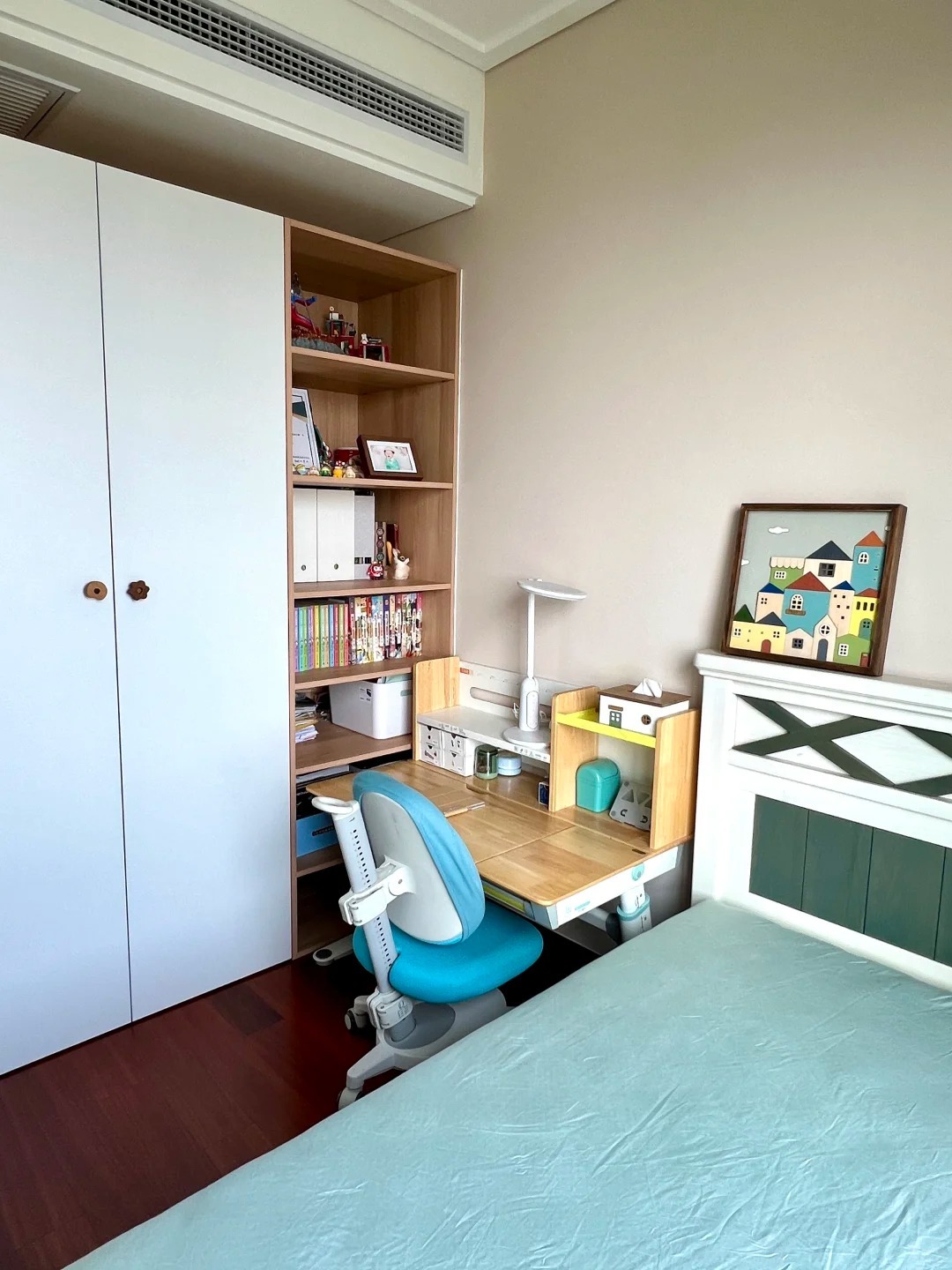 Đến năm 30 tuổi, tôi mới thấm thía lời mẹ dạy: Muốn nhà sạch, con phải biết buông...