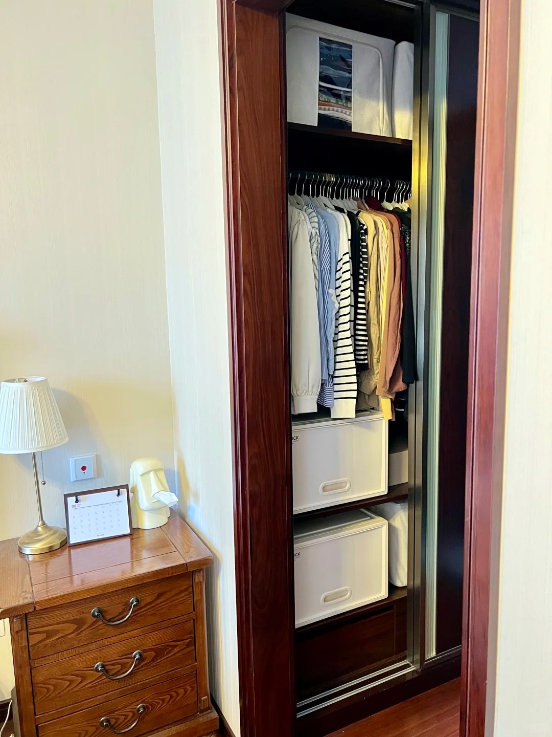 Đến năm 30 tuổi, tôi mới thấm thía lời mẹ dạy: Muốn nhà sạch, con phải biết buông...