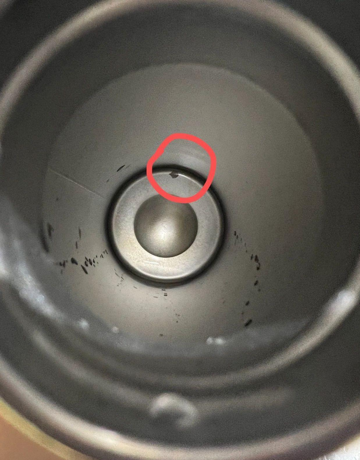 6 loại cốc tuyệt đối KHÔNG nên đựng nước nóng: Uống “nước ấm cho khỏe” nhưng coi chừng biến thành… uống độc mỗi ngày