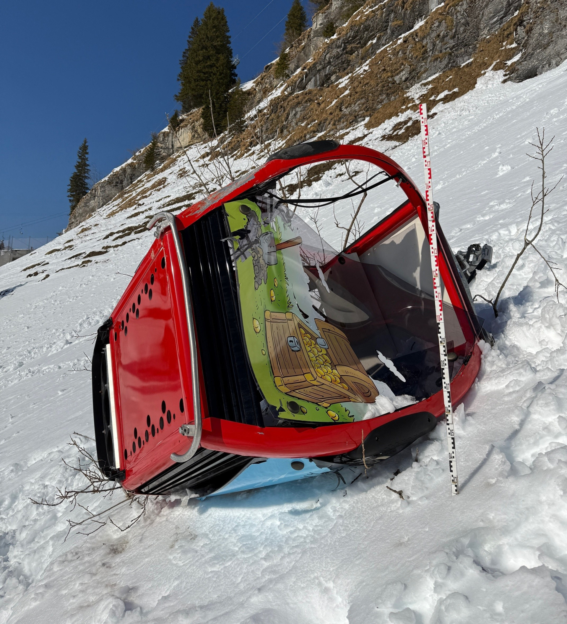 Tai nạn khiến người trong cabin tử vong