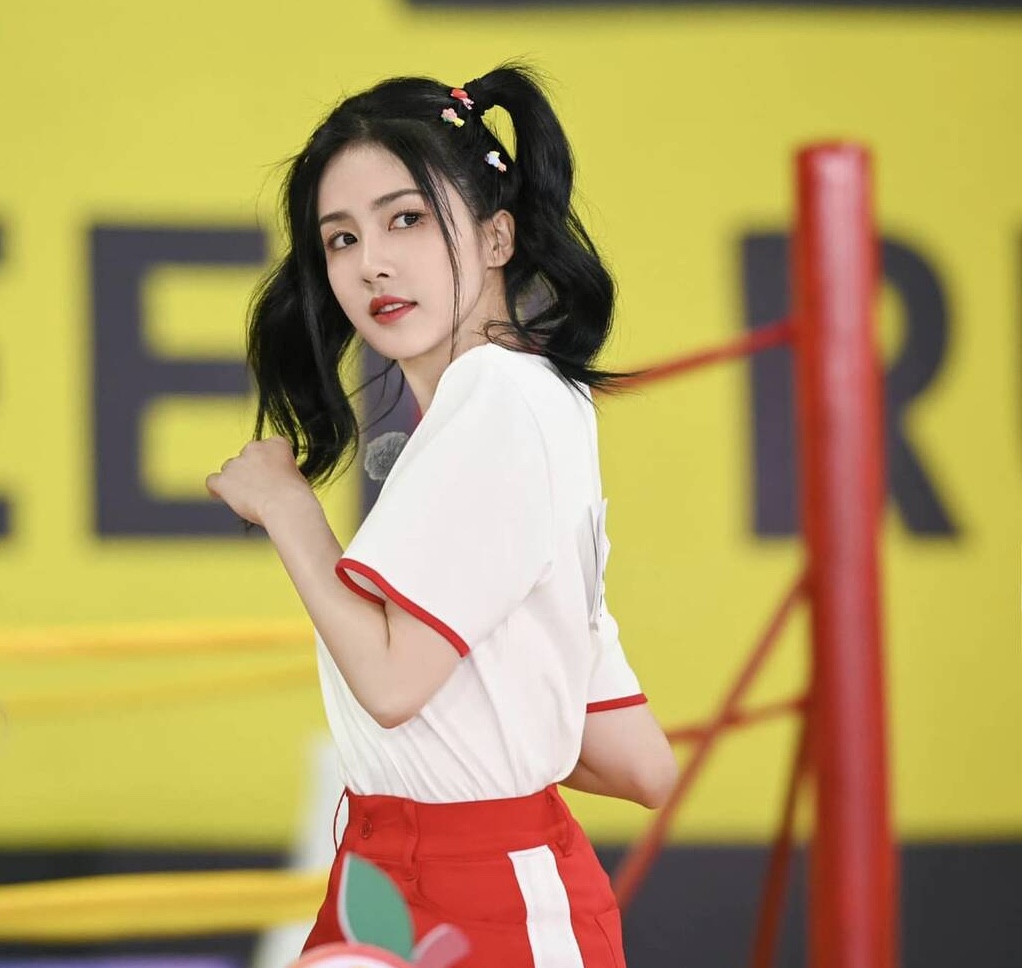 Ngoài ăn kiêng theo phương pháp trên, Bạch Lộc cho rằng vận động kết hợp cũng rất quan trọng khi giảm cân