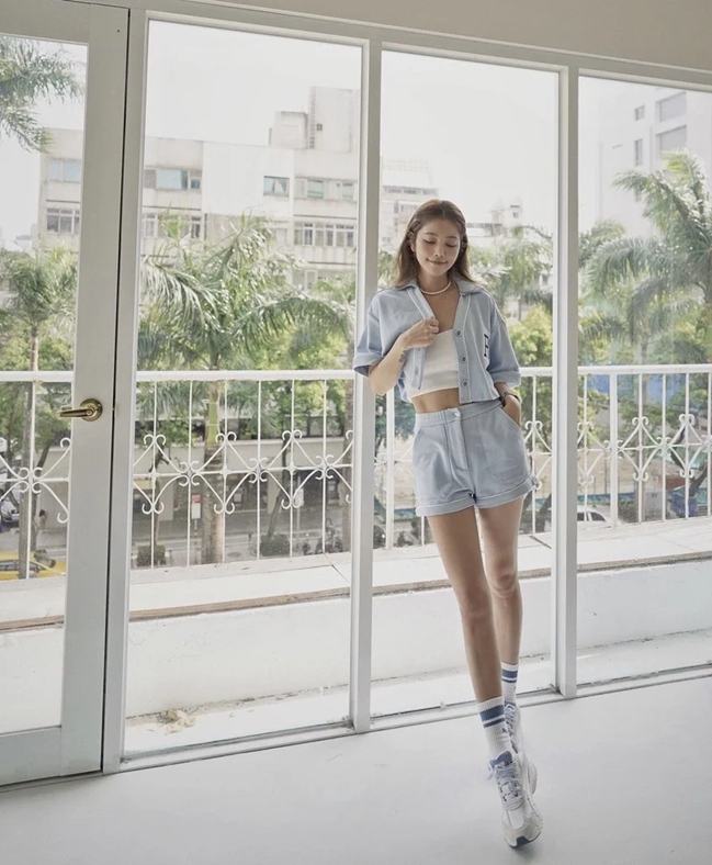 Nhà thiết kế 51 tuổi vẫn trẻ trung như thiếu nữ, hé lộ 10 thói quen chống lão hóa để duy trì vóc dáng và làn da