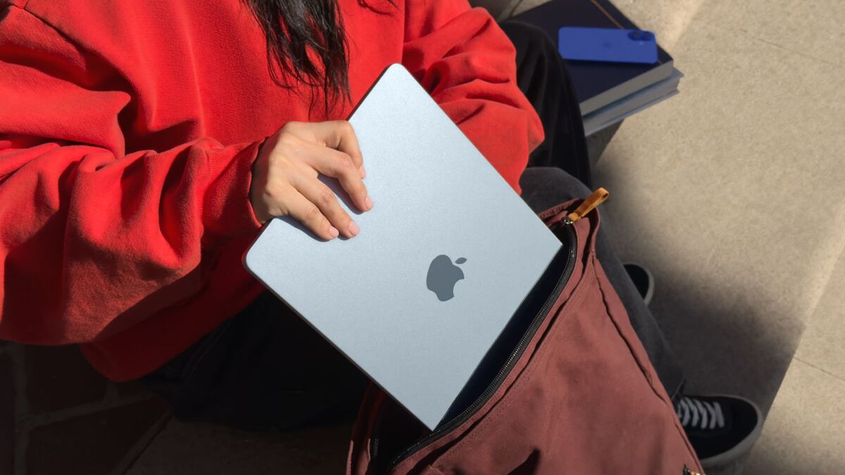 Chiếc MacBook đáng mua nhất lúc này