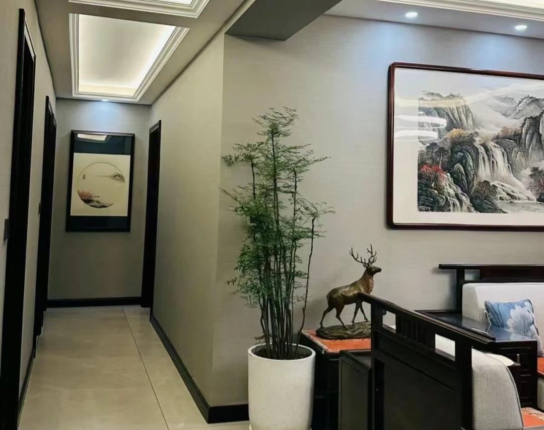 Muốn phòng khách lên level thượng lưu, tôi khuyên bạn ĐỪNG TRỒNG HOA: 8 cây xanh này mới là 